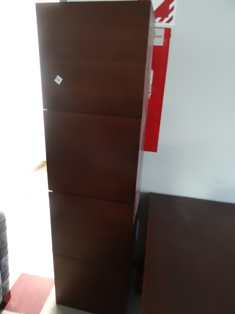 lot 276 image: 4 Door Overhead Cabinet