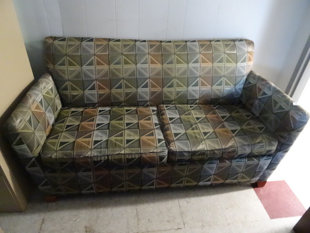 lot 277 image: Full Size SofaSleeper Nice Shape