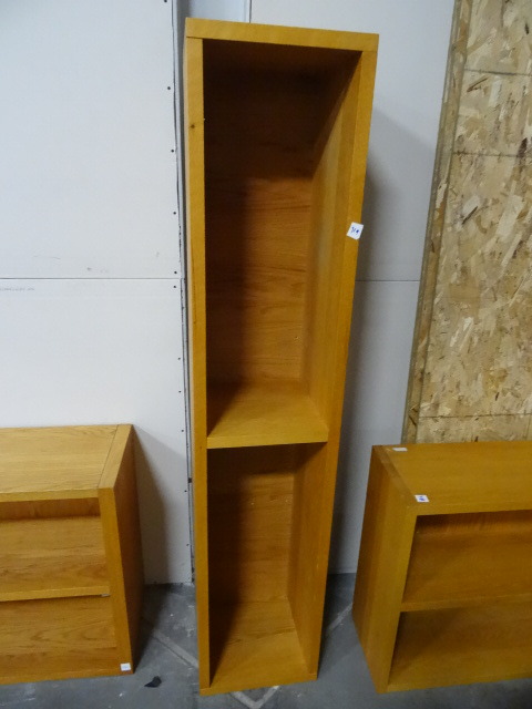 lot 319 image: Oak Wood Wall Shelf 72 X 14 X 15
