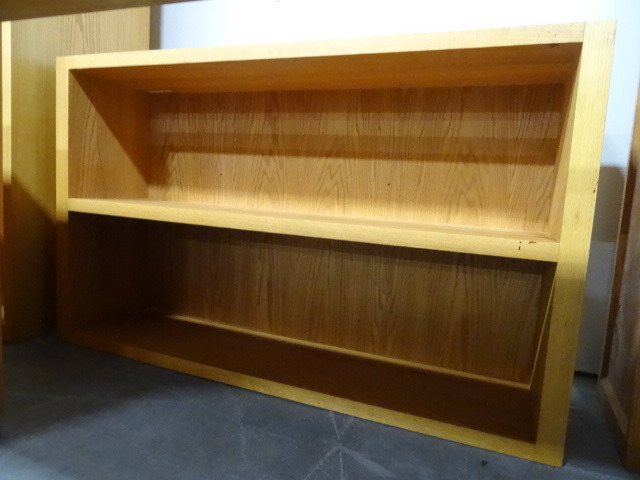 lot 324 image: Oak Wood Book Shelf 48 X 12 X 29