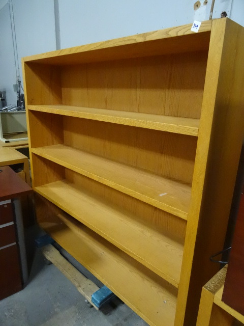 lot 329 image: Oak Wood Book Shelf 60 X 14 X 55