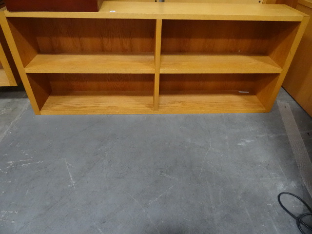 lot 331 image: Oak Wood Book Shelf 72 X 12 X 29