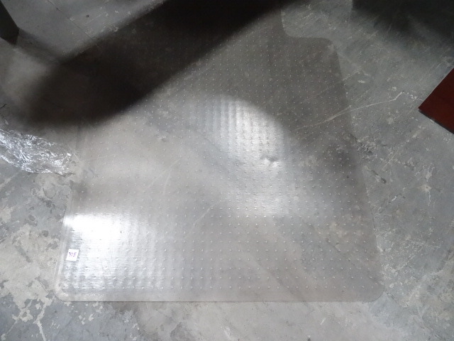 lot 335 image: 36 X 48 Chair Mat