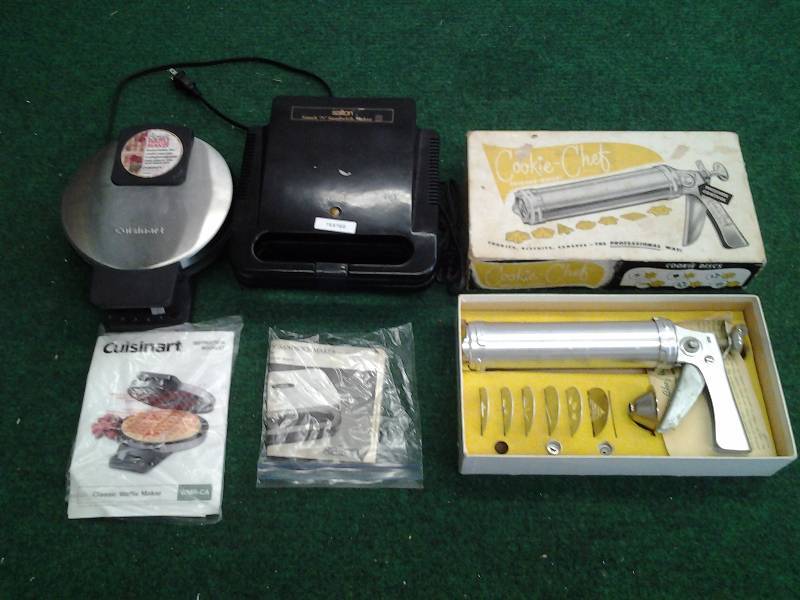 Lot Of Kitchen Small Appliances