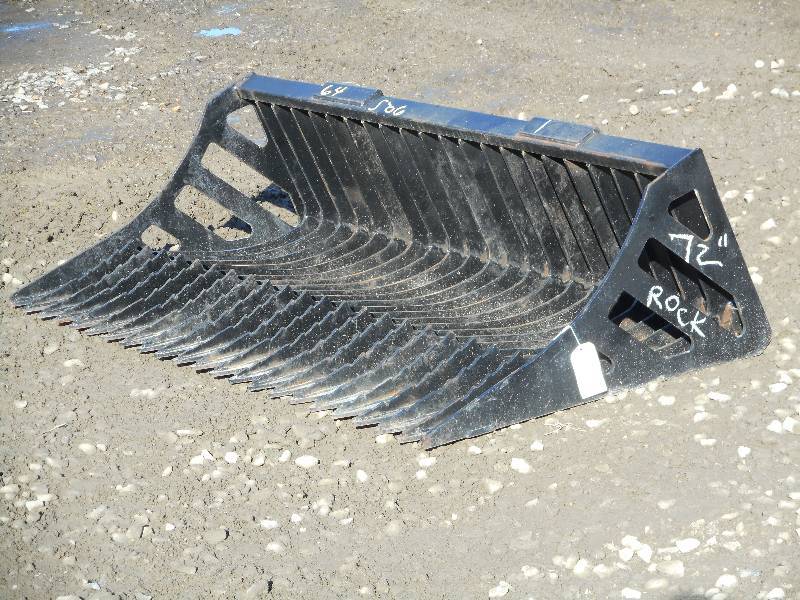 Unused Heavy Duty 72 Universal Ski...
