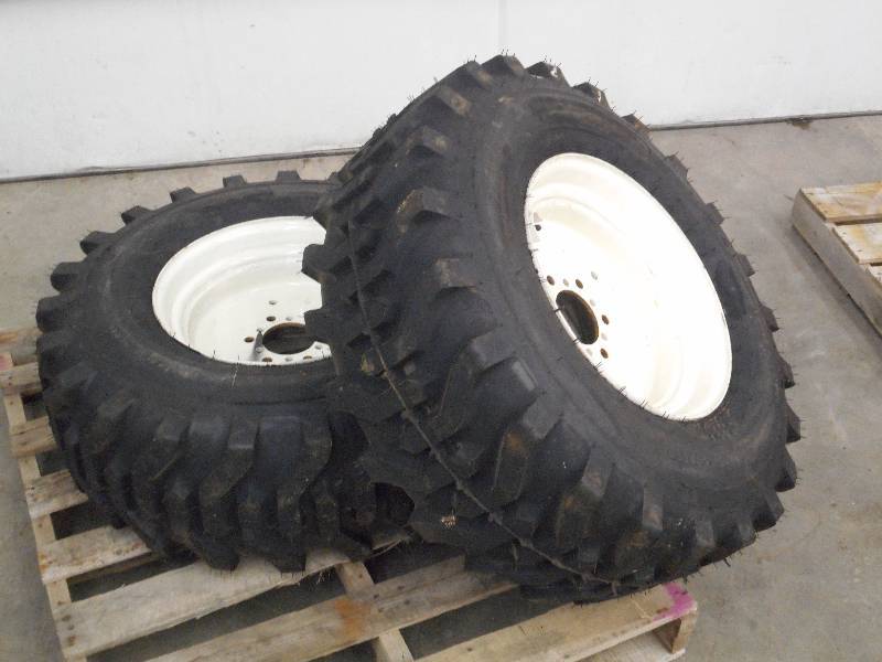 LE Implements 6 in Loretto, Minnesota by Loretto Equipment