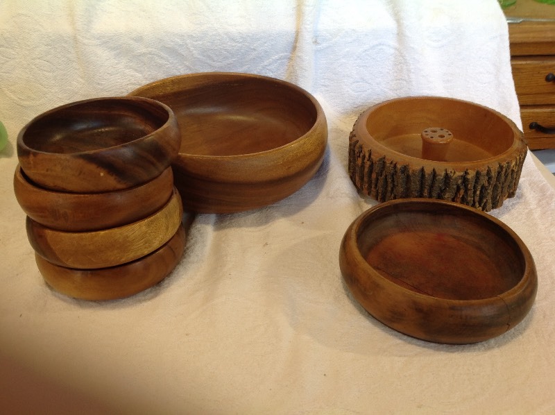 Monkey Pod Wood Bowls
