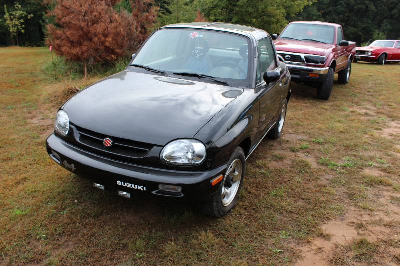 lot 12 image: 1996 Suzuki X-90 T-BarTop
