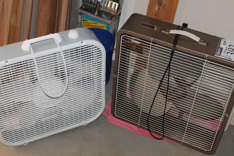 lot 392 image: Lot of (2) Box Fans 21 X 21 X 4 22 x 22 x 16.