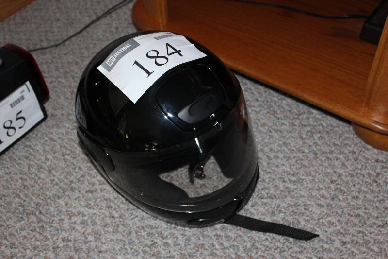 lot 184 image: Motorcycle Helmet wFace Shield.