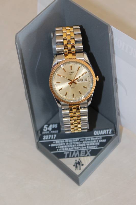 lot 223 image: Timex Watch54.