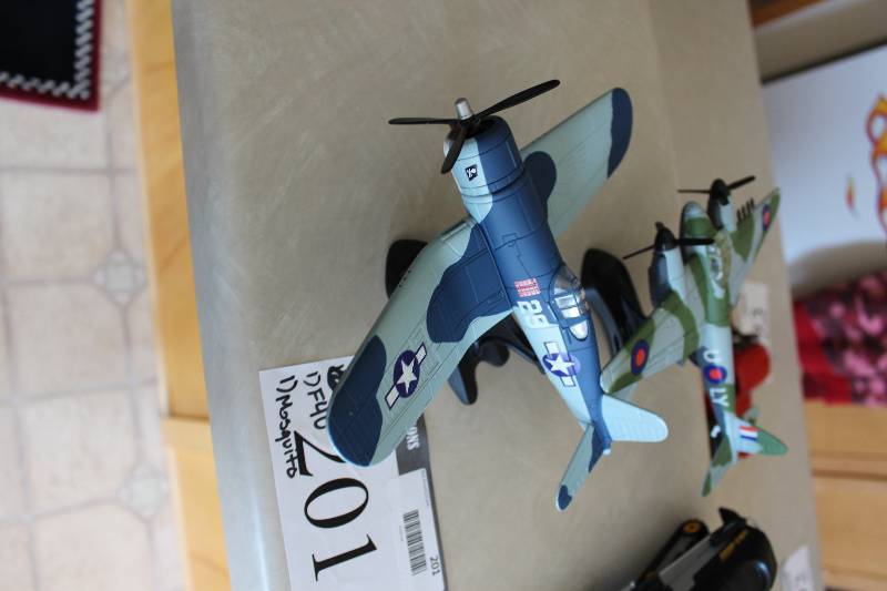 lot 201 image: Lot of (2) Collectible Toy Planes Including P-51 Mustang P-47 Thunderbolt.