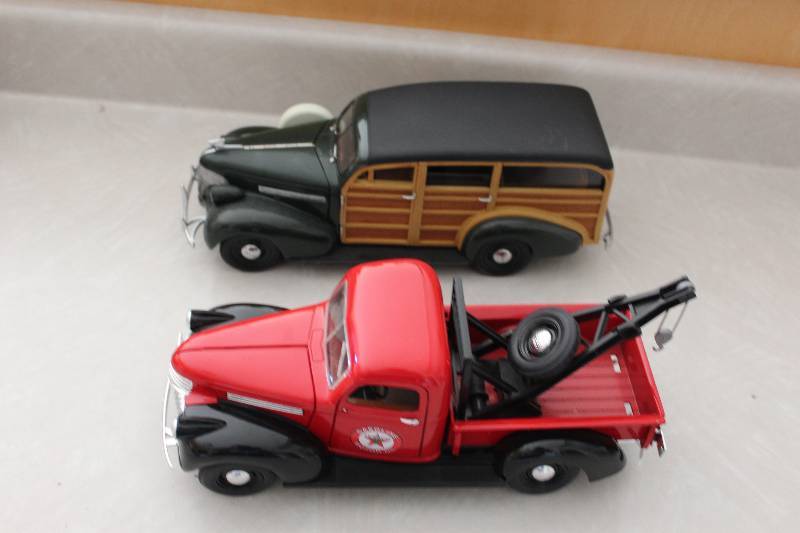 lot 193 image: Lot of (2) Collectible Toy Cars Including Chevrolet Master Deluxe Chevrolet Tow Truck.