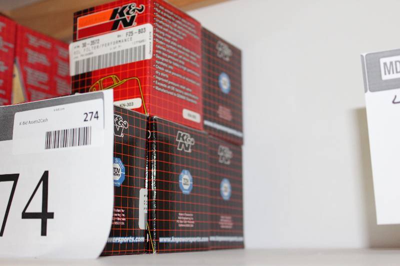 lot 274 image: Lot of (5) K & N Performance Gold Oil Filters.