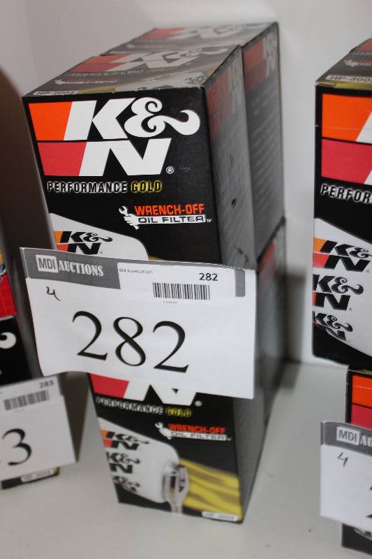 lot 282 image: Lot of (4) K & N Oil Filters.