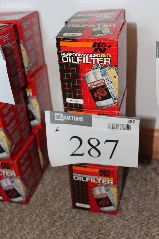 lot 287 image: Lot of (6) K & N Performance Gold Oil Filters.