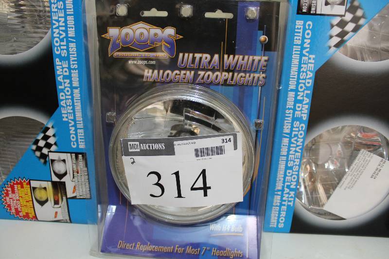 lot 314 image: Lot of (2) Ultra White Halogen Sooplights.