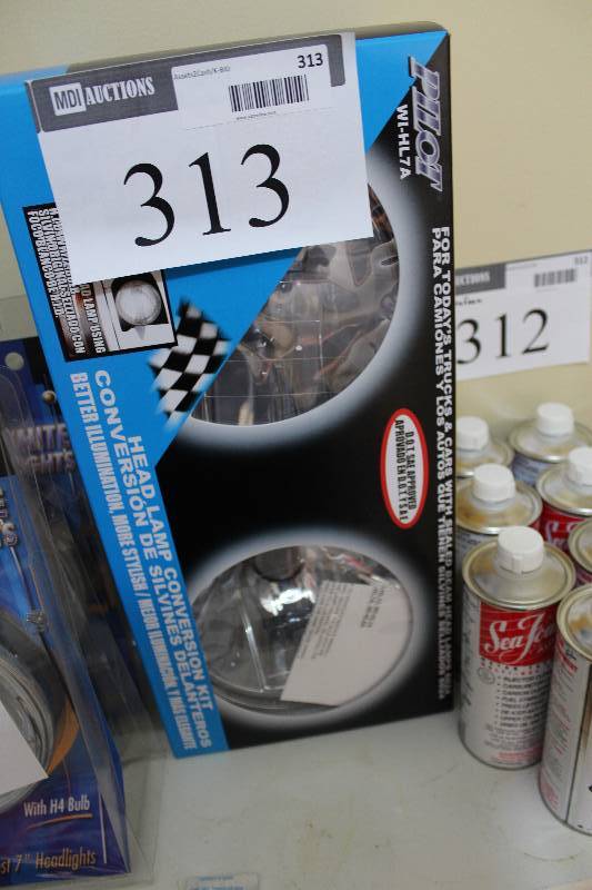 lot 313 image: Lot of (2) Ultra White Halogen Sooplights.