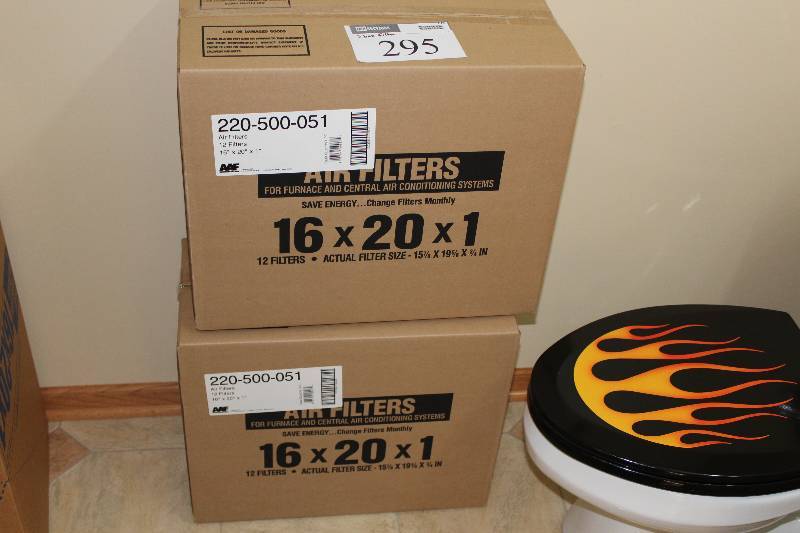 lot 295 image: Box Lot of (2) Air Filters 16 x 20 x 1.