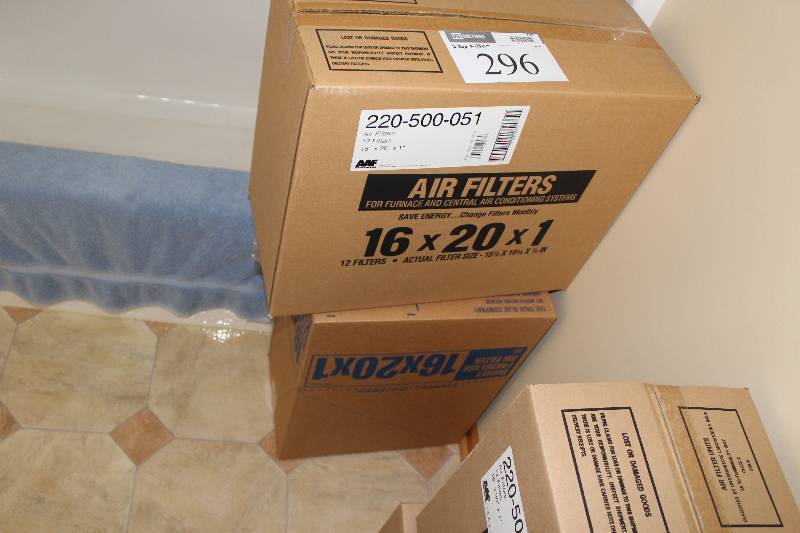 lot 296 image: Box Lot of (2) Air Filters 16 x 20 x 1.