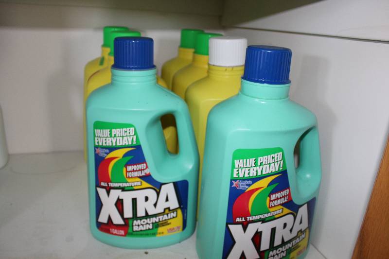 lot 505 image: Lot of (7) Laundry Detergent Bottles.