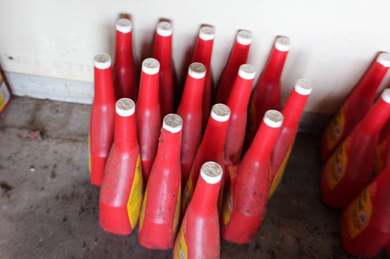lot 446 image: Lot of (15) Heet Iso-Heet Fuel System Dryer & Anti-Freeze.