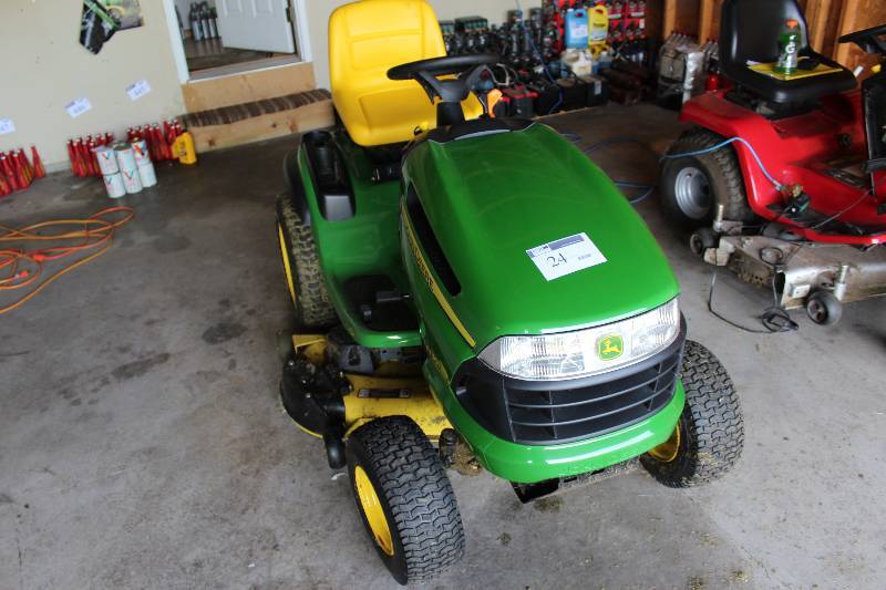 lot 24 image: John Deere LA130 Automatic Riding Lawn Mower 100 Series.