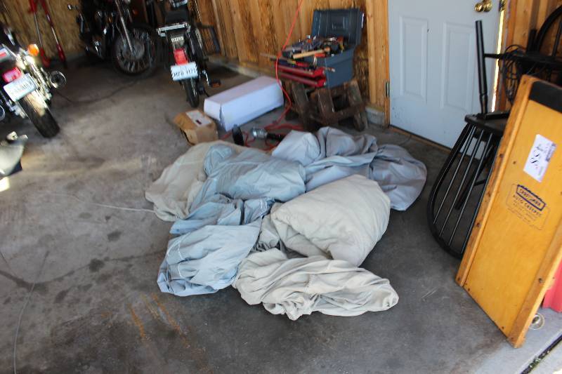 lot 569 image: Lot of (4) Car Covers.