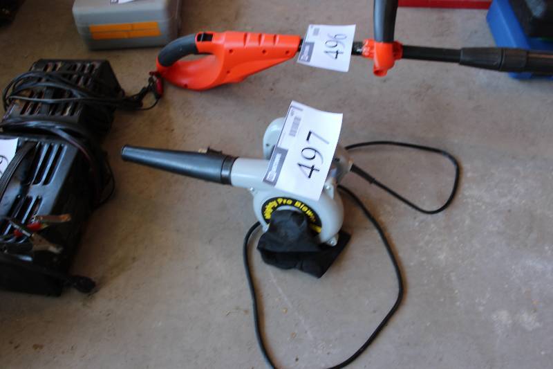 lot 497 image: Mighty Pro Blower.