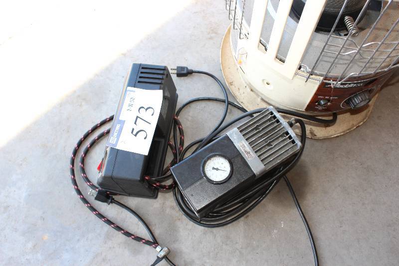 lot 573 image: Lot of (2) Electric Air Pumps.