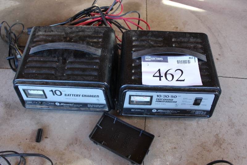 lot 462 image: Lot of (2) Automotive Battery Charger.