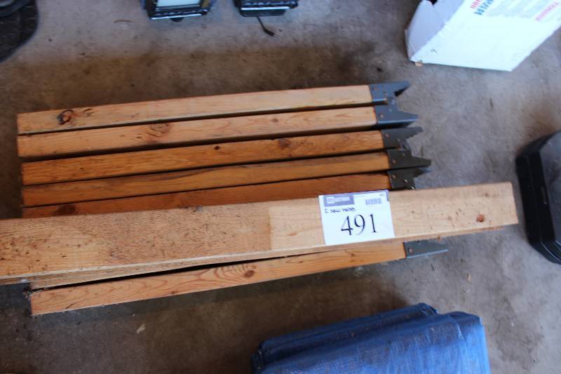 lot 491 image: Lot of (2) Saw Horses.