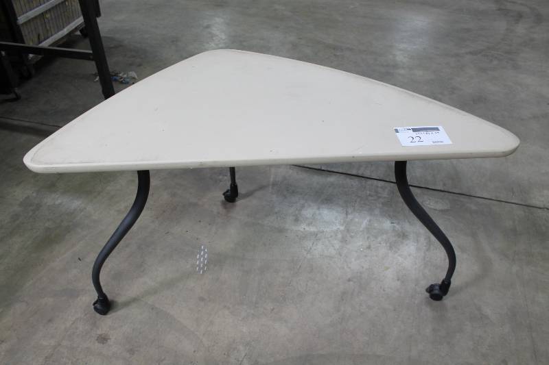 lot 22 image: Triangular Work Table wWheels 54 x 28.5 x 29.