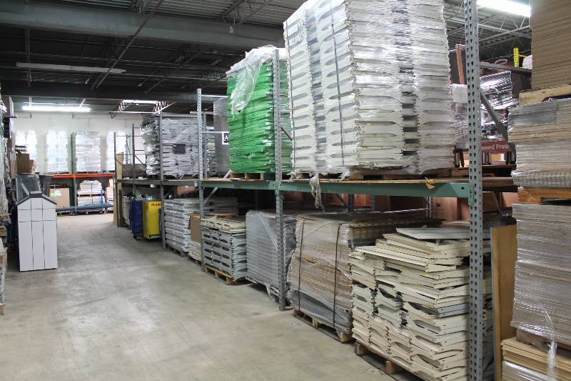 lot 2 image: Pallet Racking Lot Including 10 x 3 Uprights (6) 8 x 3 Cross Beams (10) Does Not Include Contents.