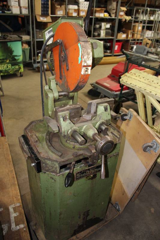 lot 5 image: Scotchman Manual Cold Saw 24 x 40 x 57.