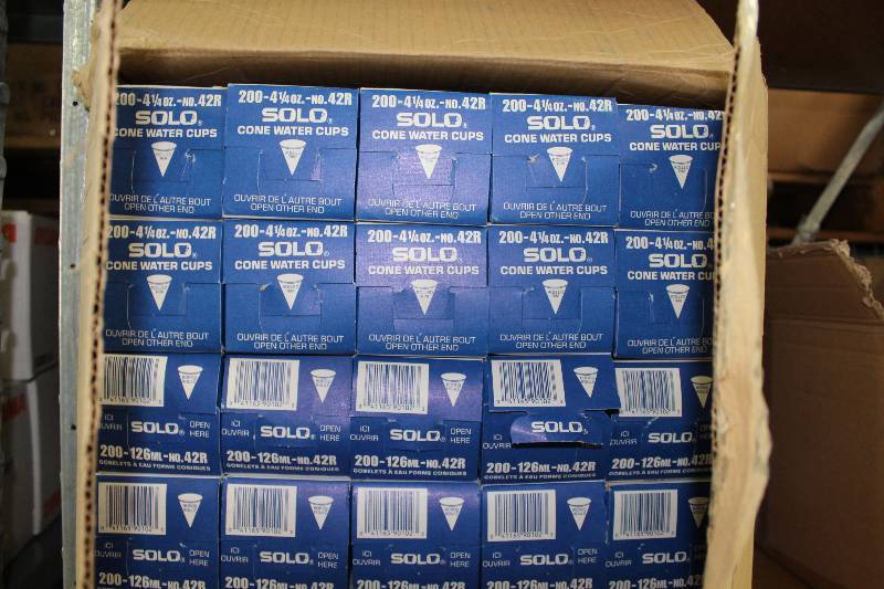 lot 125 image: Box Lot of Solo Cone Water Cups For Water Coolers.