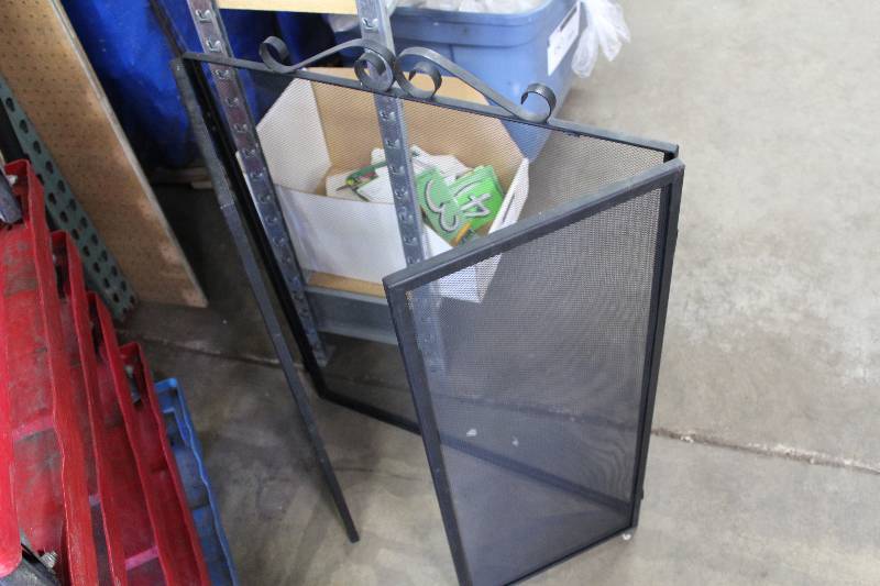 lot 61 image: Fireplace Protective Ash Screen 3-Part Foldable.