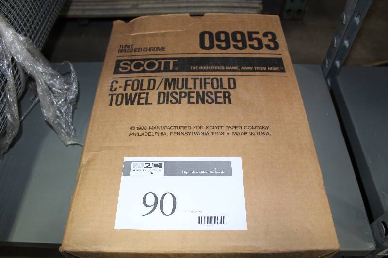 lot 90 image: Box Lot of Scott C-FoldMultifold Towel Dispenser.