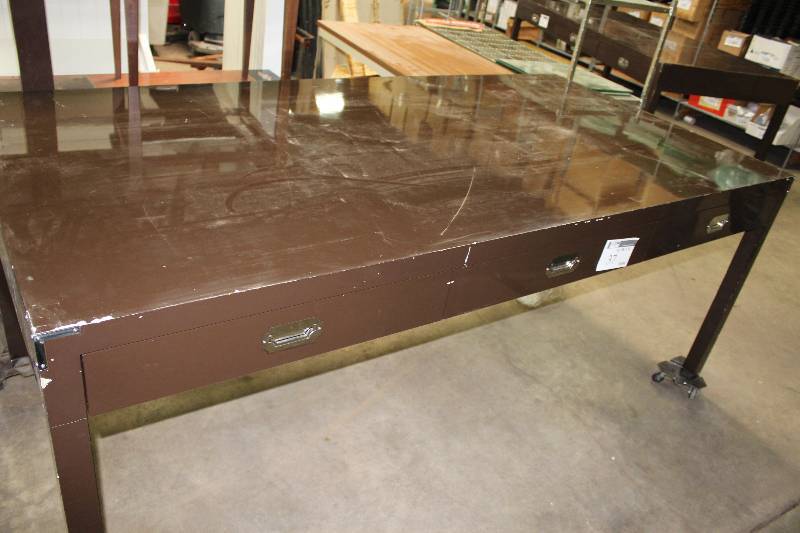 lot 37 image: Metal Table wPull-Out Drawers 45 x 90 x 35.