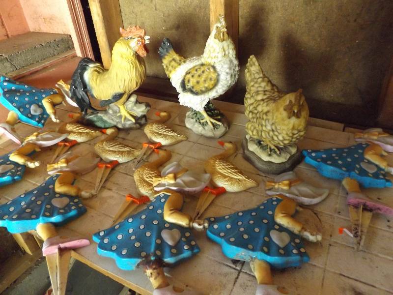 14 Figurines