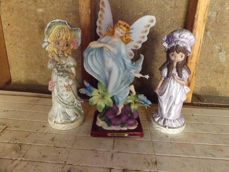 Fairy and 2 girls