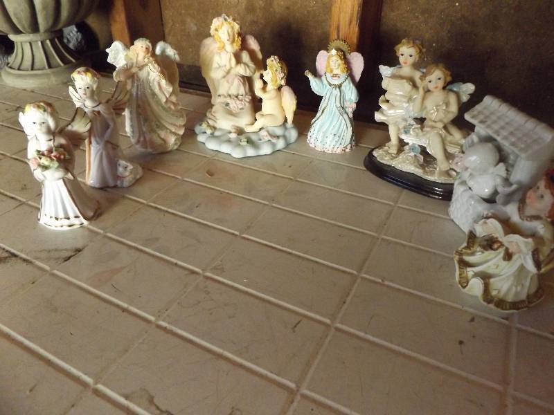 9 Angle Figurines