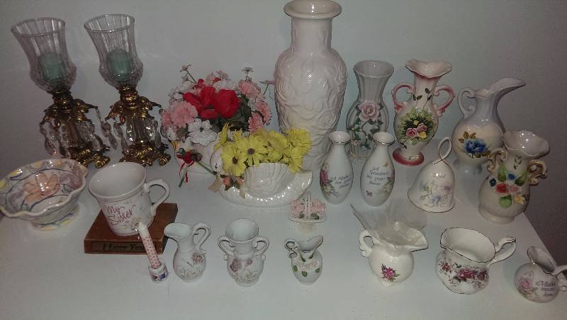 Decorative vases and pitchers, candlebras, misc