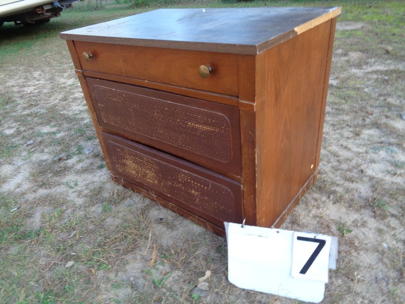 Dresser