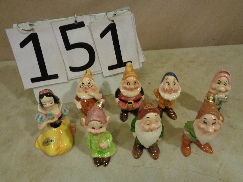 Vintage 7 Dwarfs Figurines