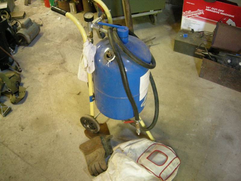 lot 36 image: Cummins Industrial sandblaster