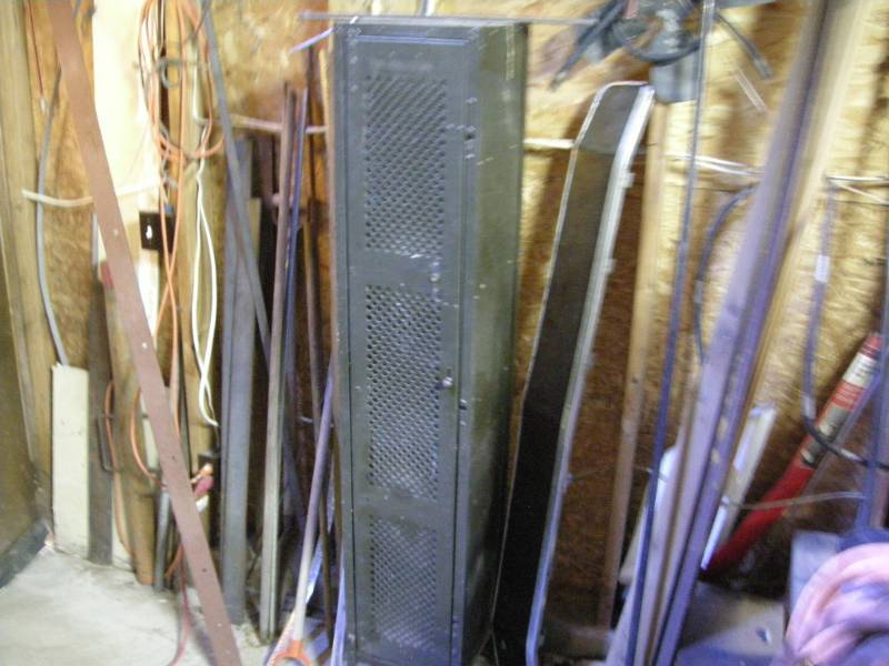 lot 39 image: Single storage locker