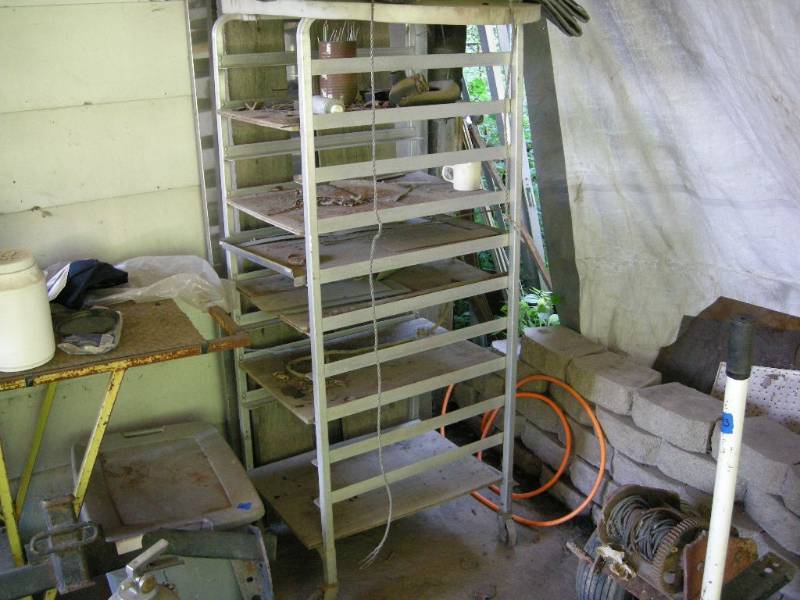 lot 48 image: Aluminum sheet pan rack
