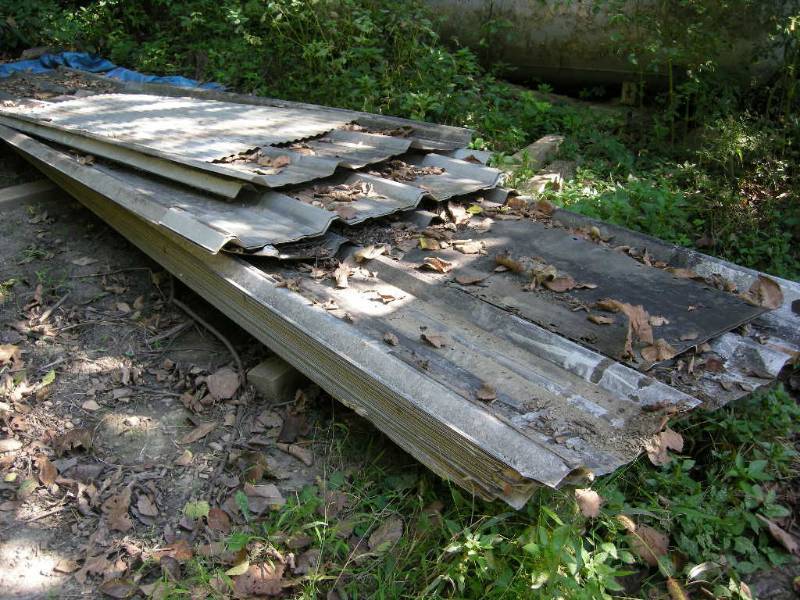 lot 13 image: Industrial metal sidingroofing