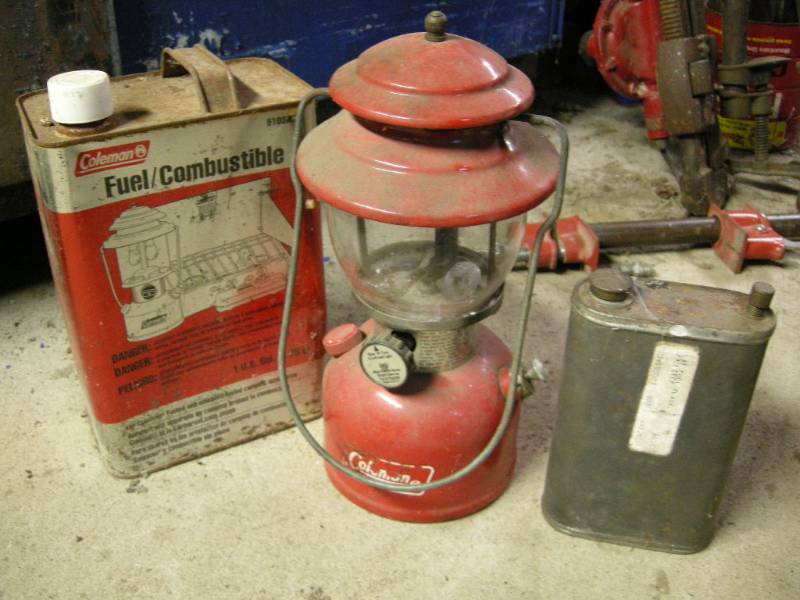 lot 60 image: Vintage Coleman lantern